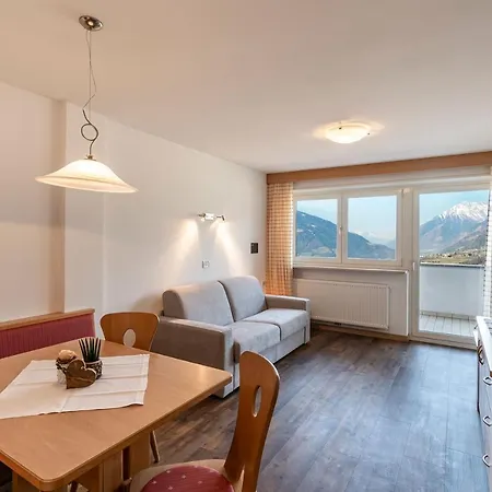 Grafenau Guest house 3*